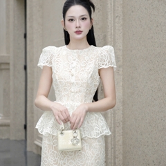Đầm thiết kế peplum ôm ren body sanh chảnh