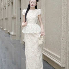 Đầm thiết kế peplum ôm ren body sanh chảnh