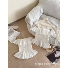 Áo kiểu trễ vai nhún bèo tiểu thư