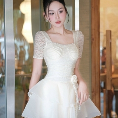 Đầm cổ vuông viền ngọc ren ngắn tay ngắn phối ren 2 tầng voan đi tiệc
