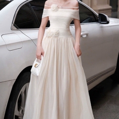 Đầm trễ vai ôm ngực dáng dài xòe sang chảnh đi tiệc thiết kế tay ngắn hai màu đen/trắng