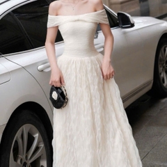 Đầm trễ vai nơ ôm ngực đi tiệc dáng dài cao cấp phối voan xoăn sang chảnh