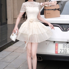 Đầm ngắn đơn giản cổ tròn sát cổ tay ngắn 2 tầng phối ren voan đi tiệc sang trọng