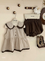Set áo caro thêu hoa kèm quần bí