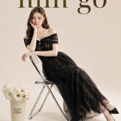 Đầm thiết kế trễ vai đính đá trước ngực  ren tùng xoè