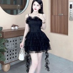 Đầm đi tiệc hai dây phối hoa ở ngực nhiều tầng dáng ngắn mix ren cao cấp