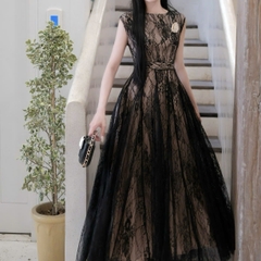 Đầm ren cao cấp đi tiệc sát nách dáng dài xoè