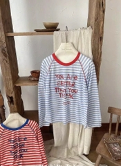 Áo thun giấy tay dàu cổ viền đỏ