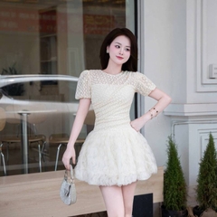 Đầm thiết kế ren tùng bồng tiểu thư
