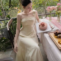 Đầm thiết kế cúp ngực chiết eo dáng dài