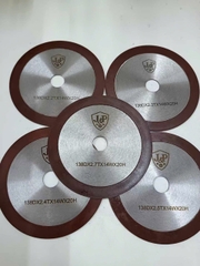 Kẻ chỉ me nhựa 138 lỗ 20 me dày 2.2 ly