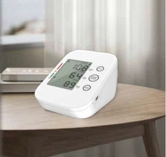 MÁY ĐO HUYẾT ÁP ĐIỆN TỬ BẮP TAY BP-04