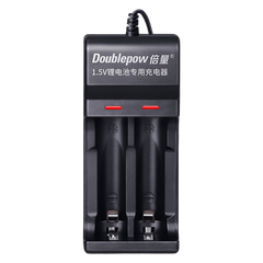 Bộ sạc Doublepow L151 2 ổ 1.5V