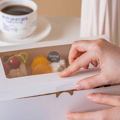 Hộp Đựng Bánh Cupcake (Ô Cửa Sổ)