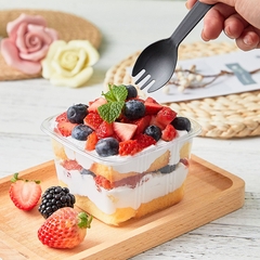 Hộp Nhựa XY585 Đựng Bánh Mousse, Bánh Lạnh, Tiramisu 250ml