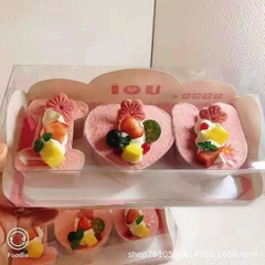 Hộp Mica Kèm Khuôn Bánh Chữ LOVE