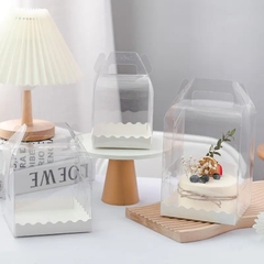 Hộp Mica Kèm Đế Lót Ren