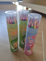 Ống Bút Màu Chì Kèm Gọt 18 Màu