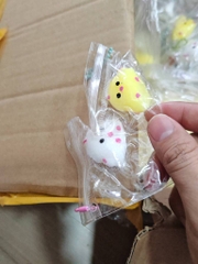Squishy + Móc Khoá Gà Con Mini
