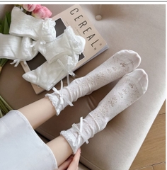 Vớ Trắng Cổ Nơ