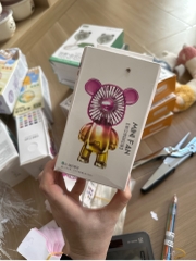 Quạt Gấu Bearbrick