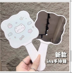 Gương Lược Cầm Tay 2in1