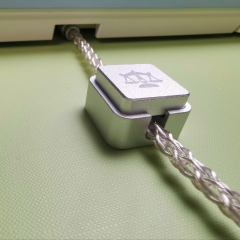 [Đã đóng GB] Hộp Kim Loại Cố Định Dây Cable Nam Châm Từ Tính