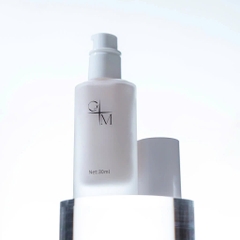 Kem nền GLOW MAX smooth looking skin 30ml