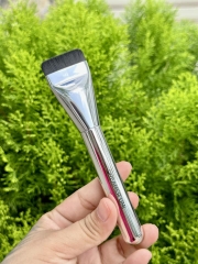 Cọ đánh nền dẹt (cán bạc)