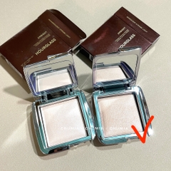 Bắt sáng HOURGLASS ambient strobe lighting 4.6g (nhũ) - iridescent strobe light