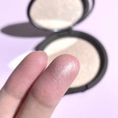 Bắt sáng BECCA x SMASHBOX shimmering skin - moonstone (k hộp)