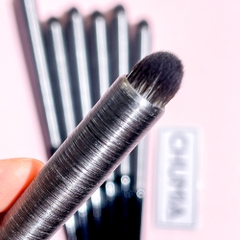 Cọ môi KUMO fingertip (đen)