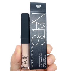 Che khuyết điểm NARS radiant creamy 1.4ml mini - tone vanilla light 2