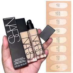 Kem nền NARS natural radiant longwear 30ml - L2.5 (cao - có hộp - không tem đáy)