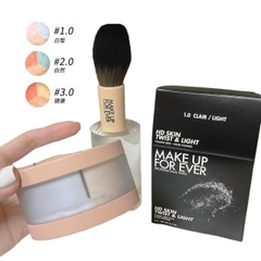 Phấn phủ MAKE UP for ever twist & light 3 màu - 1.0 clair (có cọ kèm theo)