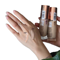 Kem nền CATRICE true skin hydrating - #020 warm beige