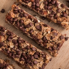 HỘP 6 THANH HẠT Tasti Nut Bar Choc Almond, VỊ SOCOLA HẠNH NHÂN, 210g (6 bars)