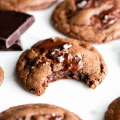 TÚI 7 GÓI LẺ BÁNH SOCOLA GIÒN Triple Chocolate Chunk Rookie Cookies, 175g