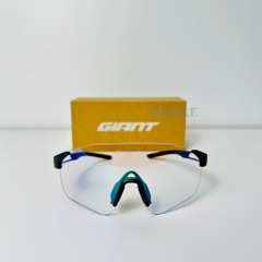 Kính Xe Đạp Đổi Màu GIANT HURRICANE 02