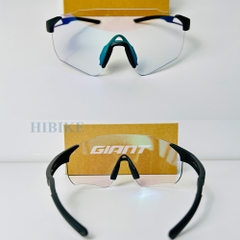 Kính Xe Đạp Đổi Màu GIANT HURRICANE 02