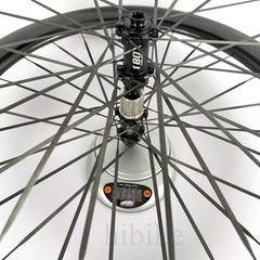 Bộ Vành Xe Đạp 700C CARBON TORAY 60MM R180 Ratchet EXP 52T Tăm Carbon 5.0mm - Phanh Đĩa Centerlock