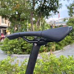 Yên Xe Đạp Đua Prologo Scratch M5 PAS T2.0