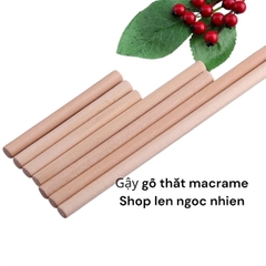 1c Gậy gỗ tròn dùng treo rèm macrame