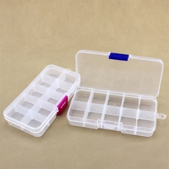 1 chiếc hộp nhựa 10 ngăn có khoá gập