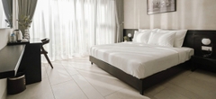 Triple E Hotel: Khách sạn xanh giữa lòng Sài Gòn với lớp màng lọc nhiệt đới ấn tượng