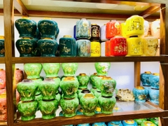 Bình trà sứ men đá