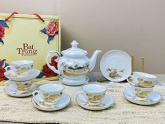 Bộ ấm chén in cảnh vàng kim