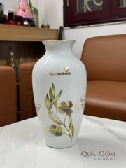 Lọ hoa sứ họa tiết vàng kim Vietcombank