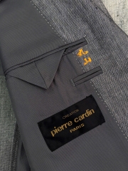 Blazer PIERRE CARDIN màu sáng – chất wool – độ mới 95%