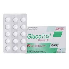 Thuốc Glucofast 500mg điều trị đái tháo đường tuýp 2 (hộp 4 vỉ x 15 viên)
